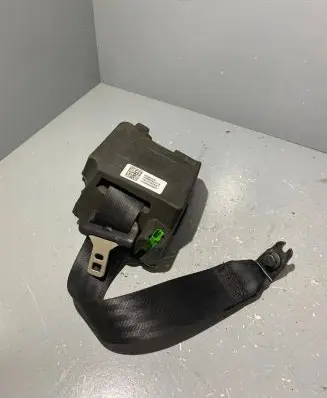 Volvo XC60 Rear seatbelt 39801840 34031471 60675