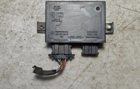 Volkswagen Transporter - Caravelle T4 Immobilizer control unit/module 6H0953257B