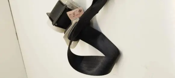 Mazda 5 Rear seatbelt T86211T