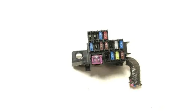 Mazda CX-3 Fuse module D09W66730