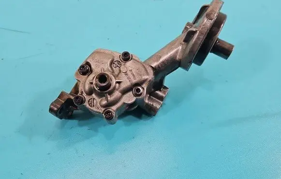 Oil pump