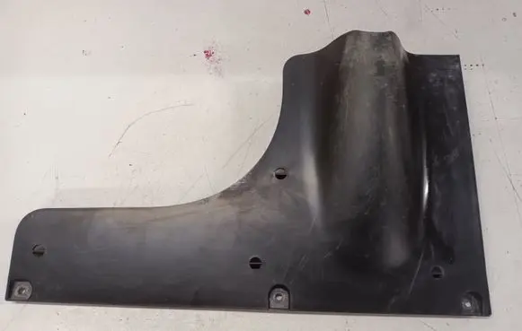 Dashboard lower bottom trim panel