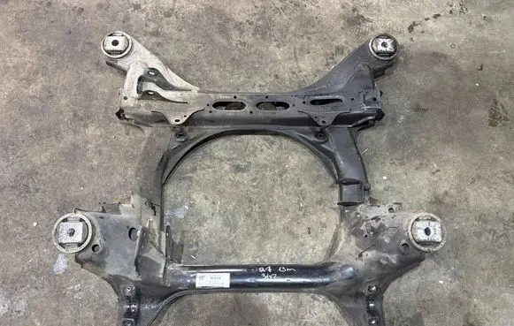Audi Q7 4L Front subframe 7L0400025 ED002534 24441070