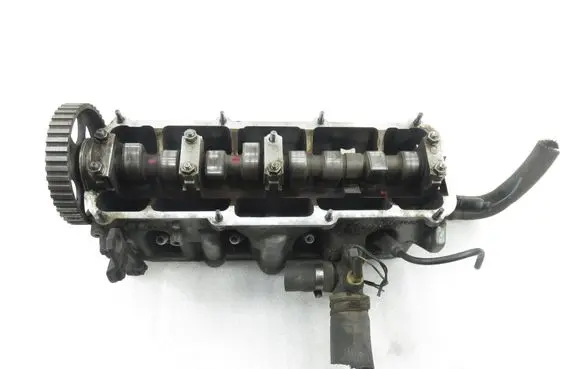 Volkswagen Golf II Engine head 026103373Q