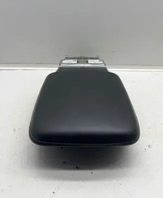 Audi Q7 4M Armrest 4M8864207K A018498 1404658A