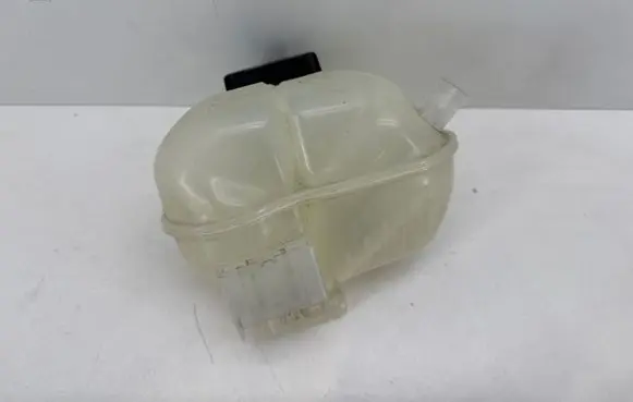 Volvo XC40 Coolant expansion tank/reservoir 32222122