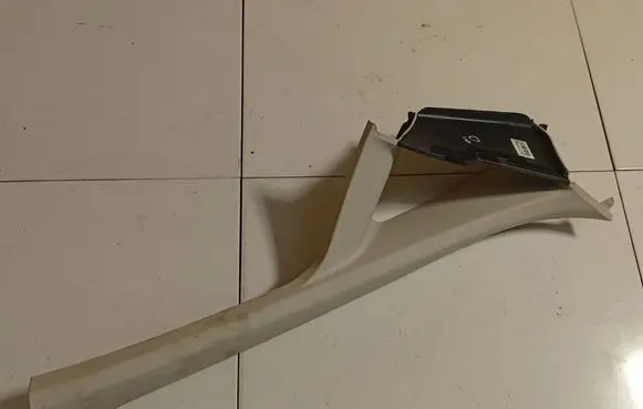 Ford Grand C-MAX (C) pillar trim AM51R03198
