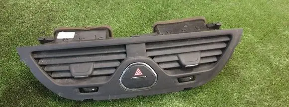 Opel Corsa E Dash center air vent grill 13384933