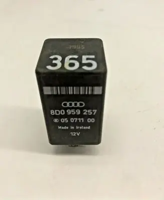 Audi A6 S6 C5 4B Other relay 8D0959257