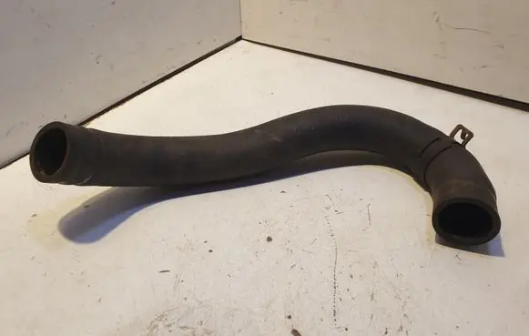 Hyundai Getz Engine coolant pipe/hose