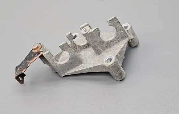 Honda Accord Gear shift cable bracket 