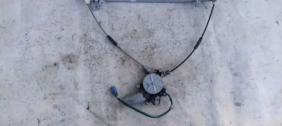 Honda Civic Front door window regulator motor 