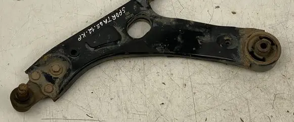 KIA Sportage Front lower control arm/wishbone