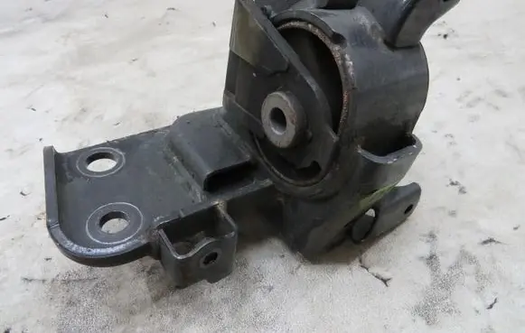 Toyota Verso Engine mount vacuum valve KRIS235789