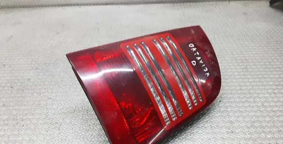Skoda Octavia Mk1 (1U) Rear/tail lights 1U9945112A