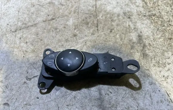 Mercedes-Benz E W211 Wing mirror switch 2118216179 03211036