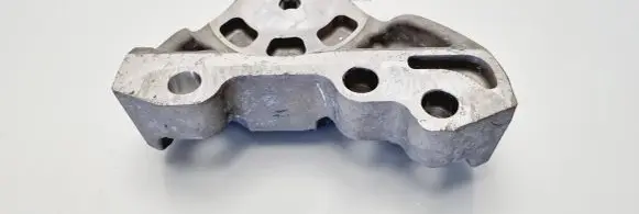 Hyundai Tucson TL Engine mounting bracket