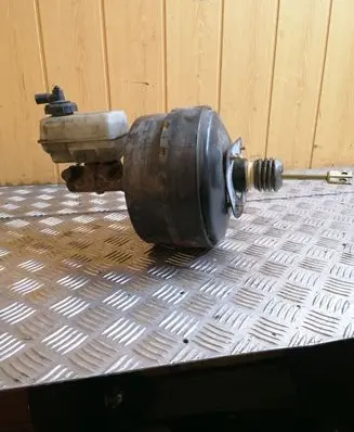 Renault Laguna I Brake booster B354562