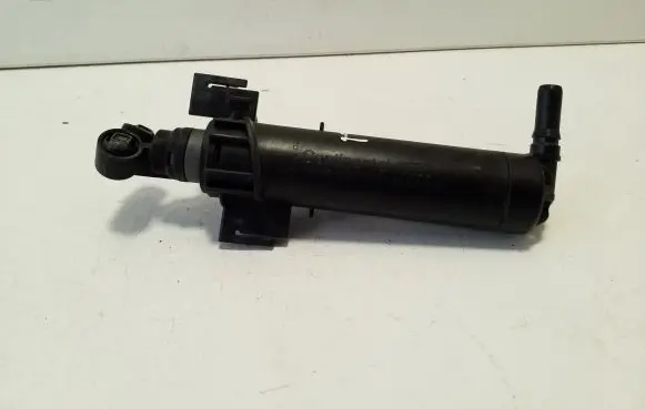 Headlight washer spray nozzle