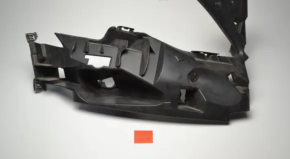 Front bumper mounting bracket