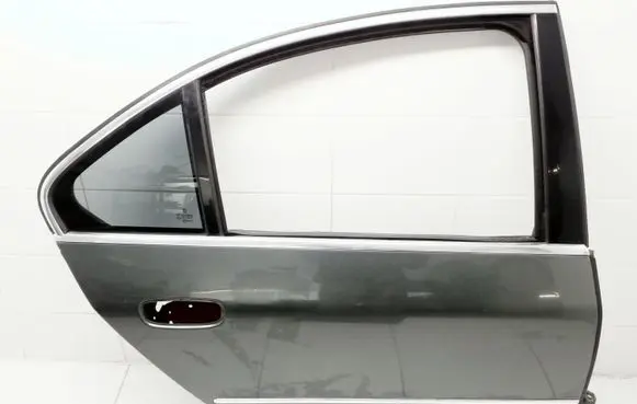 Peugeot 607 Rear door