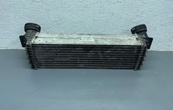 BMW X5 E70 Intercooler radiator 7533475 20070304