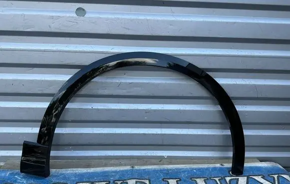 Audi Q8 Front arch trim 4M8853718J