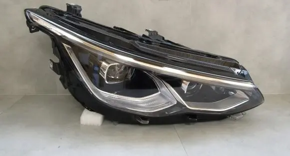 Volkswagen Golf VIII Headlight/headlamp 5H1941060