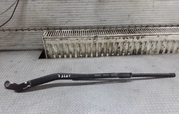 Audi A4 S4 B7 8E 8H Windshield/front glass wiper blade