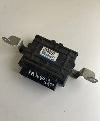 Mitsubishi Pajero ABS control unit/module MR400420 X2T34172 X2T34172H4