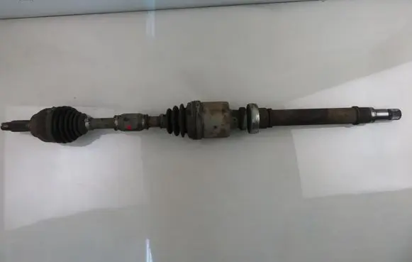 Front driveshaft