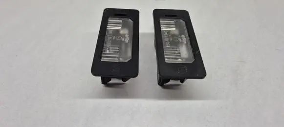 BMW 5 E60 E61 Number plate light 7165646