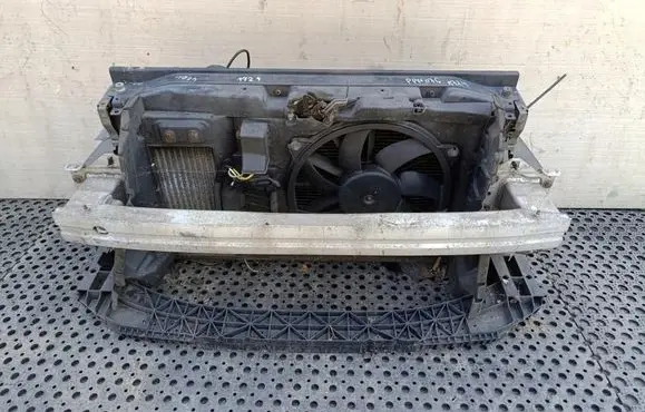 Peugeot 308 Radiator support slam panel