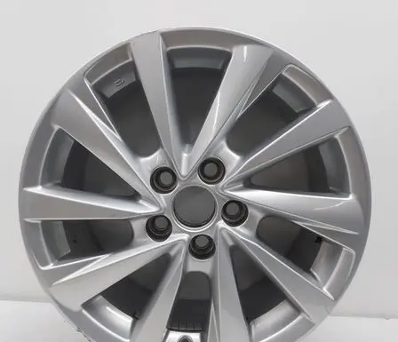 Toyota Camry R17 alloy rim 