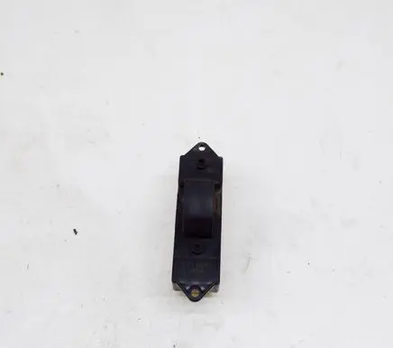 Mitsubishi Grandis Electric window control switch 8608A024