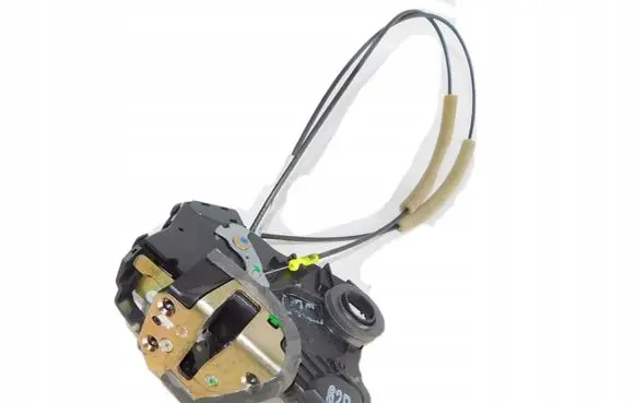 Toyota Corolla E120 E130 Front door lock 