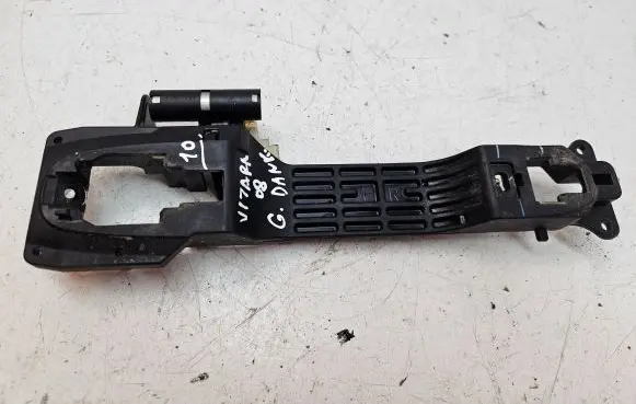 Suzuki Grand Vitara II Loading door exterior handle/bracket 