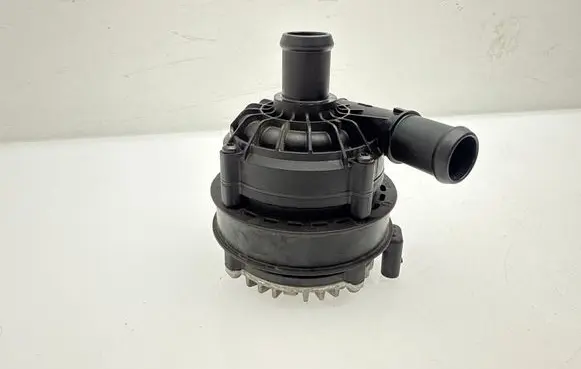 Volkswagen Golf VIII Electric auxiliary coolant/water pump 3WA965567