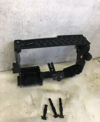 Nissan Juke II F16 Other engine bay part 295586pd5a