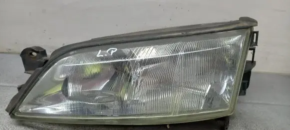 Opel Vectra B Front reflector 