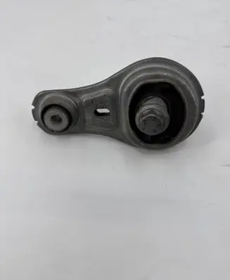 Renault Master III Engine mount bracket 112388746R