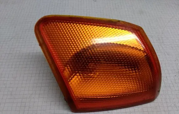 Ford Sierra Front indicator light 046551