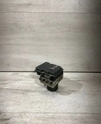 BMW 5 E60 E61 ABS Pump 6768906 6768908