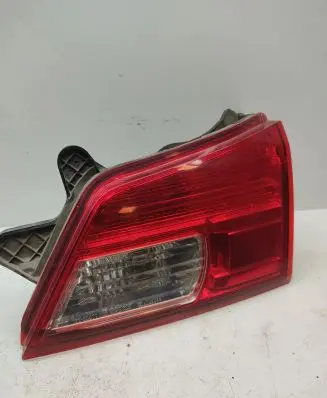 Subaru Outback Tailgate rear/tail lights