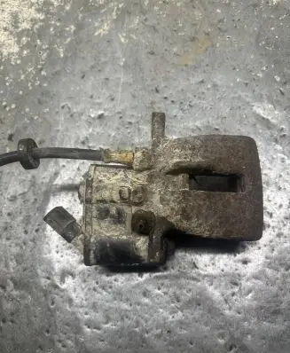 Audi A6 S6 C6 4F Rear brake caliper