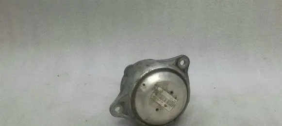 Porsche 911 997 Engine mount bracket 99737504906