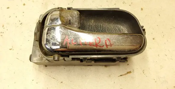 Nissan Almera N16 Rear door interior handle