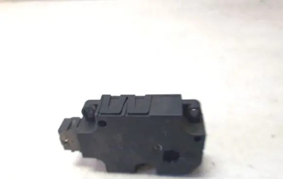 Audi A8 S8 D4 4H Air flap motor/actuator CZ1139300856