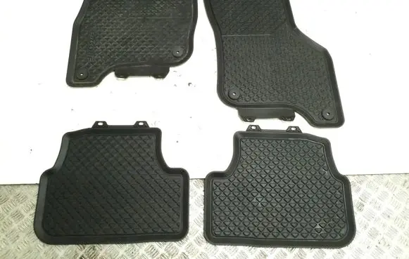 Volkswagen e-Golf Car floor mat set 5GE061500B