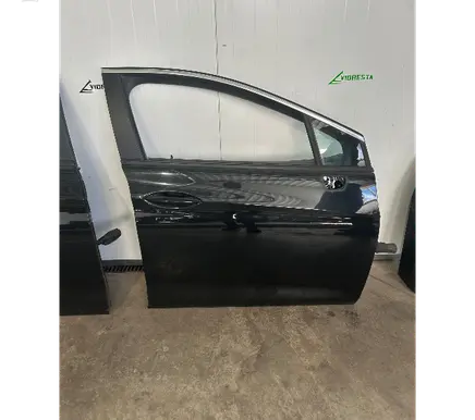 Opel Astra K Front door